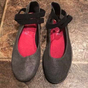 Kids shoes